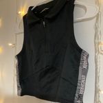 Gymshark Revival Zip Up Crop Top in Black XS Photo 4