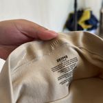 SKIMS  SEAMLESS SCULPT MID THIGH‎ SHORT NWOB size L mica clay Photo 5