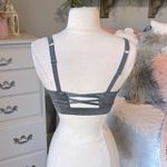 Athletic Works Sports Bra Gray XS Criss Cross Back Photo 4