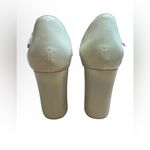 Jeffrey Campbell NWOT Clever Platform Sandal in Ice Patent Gold Size Size 7.5 Photo 3