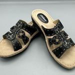 Cobbie Cuddlers Womens Bailey Slip On BLack Leather Upper Sandals Size 8.5 Wide Photo 0