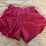 Lululemon  Hotty Hot 2.5" Shorts Photo 0