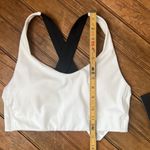 New Balance Women’s  white sports bra cross back size medium New NWT Photo 2