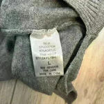FAVLUX  Grey V-Neck Pullover Sweater Size Large Photo 5