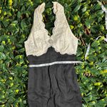 Vintage Scott McClintock Stunning Lace Dress with Broach and Pearl Detail Size 6 White Photo 9