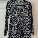 Cache bedazzled cheetah print Vneck long sleeve Photo 0