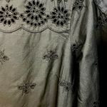 J.Crew Size 6 Black Funnelneck Eyelet Shirt Daisy Bees Long Sleeve Button Hi Low Photo 5