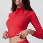 Vuori  Long Sleeve Crush Rashguard Size XS Photo 0