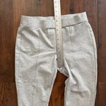 Style & Co light grey pull on leggings, size M, NWOT Photo 3