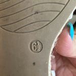 Michael Shannon Women’s Kaitlin Wedge Open Toe While Sandal Shoe Size 6.5 Photo 6