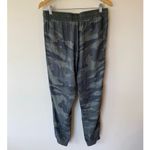 Splendid  Ladies' Knit Jogger Casual Pants Camouflage Green Women's Size Medium Photo 2