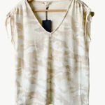 Jane and Delancey NWT Short Sleeves Camo Print Womens Top Sz S Photo 0