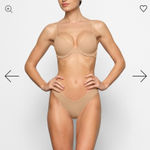 SKIMS  Bra Fits Everybody T-Shirt Bra Photo 0