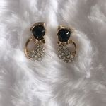 Cat stud earrings black rhinestone gold tone Photo 0