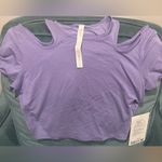 Lululemon NWT  shoulder Cut Out Yoga T-shirt lavender size 6 Photo 5