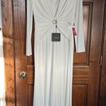 Mac Duggal IEENA FOR  Gathered Pearl Long Sleeve Keyhole Gown Photo 2