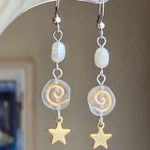 Handmade boho grunge fairy whimsical funky style quality Czech glass swirl pearl dangle earrings🌀⭐️ Photo 1
