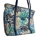 Vera Bradley  Quilted Purse Photo 1