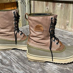 Sorel Women’s 1964 Premium Boots Size 5 woman’s Photo 0