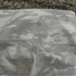 Lululemon white camo wunder under 25” leggings size 4 Photo 5