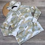 Aerie ‎ camo printed hoodie pullover w/ side slits Photo 0