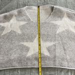 Heather grey cropped sweater stars warm winter size medium oversized Gray Photo 4