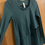 Latched Mama Women’s Long Sleeve Asymmetrical Teal Nursing Tunic XS Green Photo 1
