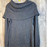 Gap XS Long Sleeve Turtleneck Gray Sweater with Pockets on the Front Photo 2