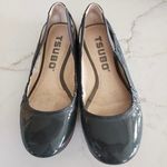 Tsubo Navy Blue Patent Leather Women’s Flats Size 8 Casual Business Photo 1