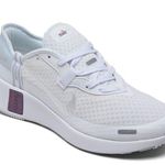 Nike Women’s  Reposto Photo 0