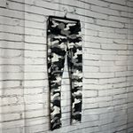 Reebok Black White Camo High‑Rise Leggings SZ S Moisture‑Wicking Workout Yoga Photo 1