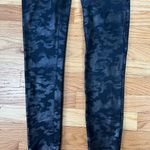 Spanx Faux Leather Glossy Camo Matte Black shaping slimming Leggings Sz L Photo 3