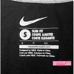 Nike Vacant Short Sleeve Deep V-Neck Slim Fit Black Logo Tee T-Shirt Top S Small Photo 3