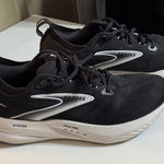 Brooks Glycerin 22 Black and White Athletic Shoes Size 10 Wide Photo 0