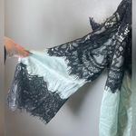 Alice + Olivia Alice‎ & Olivia NEW Oralia Cold-Shoulder Silk Teal/Black Lace Blouse Size Small Photo 3