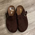 White Mountain cliffs suede clogs slip on brown suede 6.5 wide Photo 6