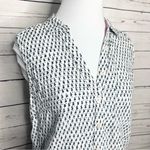 Lila Rose Sleeveless Button Up Collared Casual Shirt Size Medium Photo 2