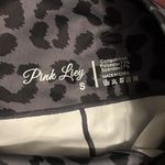 Pink Lily Leggings Photo 1