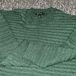 Versona Green Cropped Sweater Photo 2