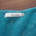 Essue E.Ssue leopard print crop blouse size medium.  Super cute details long s… Photo 3
