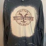 Boutique Yellowstone Pullover Photo 0