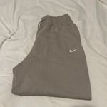 Nike  Sweatpants Photo 2