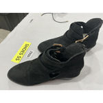 Womans Forever Size 7.5 Black Faux Suede Two Buckle Band Zip Western Ankle Boots Photo 2