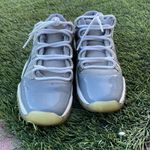 Jordan 11 Cool Gray Photo 2