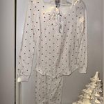 Valentine’s Day NWT PLUSH Thermal Heart PJ & Scrunchie Set in White & Red Photo 2
