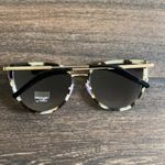 Vera Wang  V495 Sunglasses Photo 3