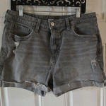 Old Navy  O.G. Short Women Size 14 High Rise Distressed Cuffed Cut Off Gray Denim Photo 0