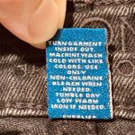 NEW Juniors Size 7 Arizona Jeans Shortie Black Shorts Frayed Denim 2.5" Inseam Photo 7