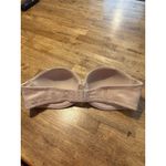Wacoal  Red Carpet Strapless Underwire Bra Cream Beige Size 36B Photo 2