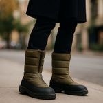 NEW Enjoiya Green Puffer Zipper Front Winter Rain Boot Lug Sole Size 10 Photo 0